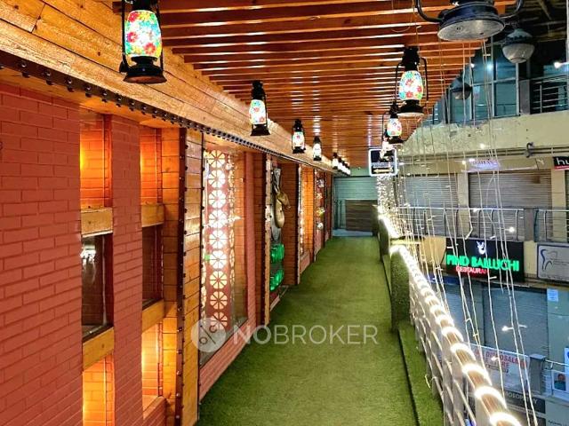 Restaurant/Cafe in Ghaziabad, for sale
