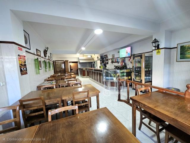 Restaurante todo Equipado e com Churrasqueira!