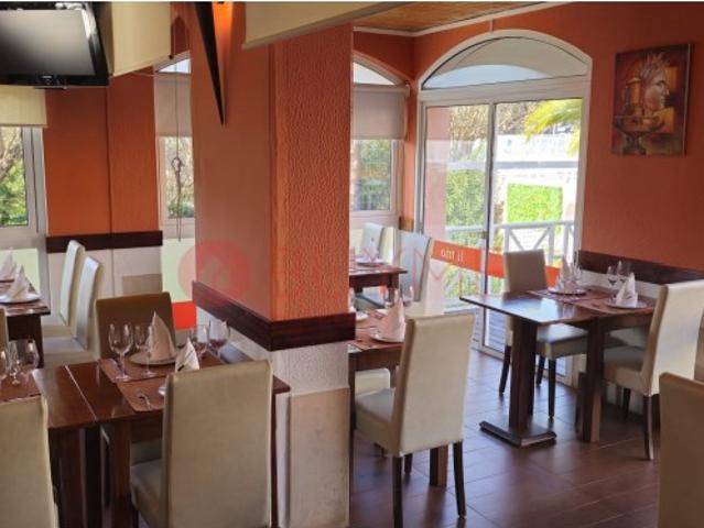 Restaurante à Venda no Coração de Vilamoura, a 30m da Marina