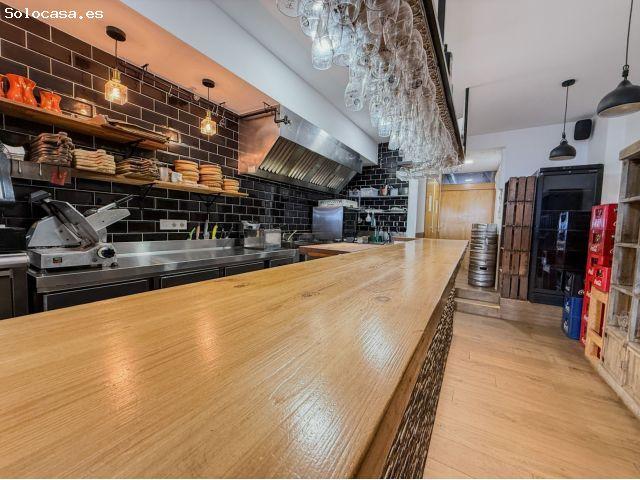 Restaurante Bar en venta en Empuriabrava en primera línea d