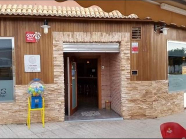 RESTAURANTE BUSCA EMPRESARIO PARA RELACIÓN COMERCIAL. TAMBIEN SE PERMUTA POR FINCA INVERNADA
