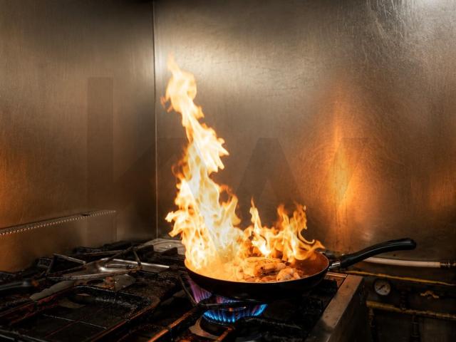 Restaurante de destino no Algarve com reputação consolidada. 360m² Mexilhoeira Grande