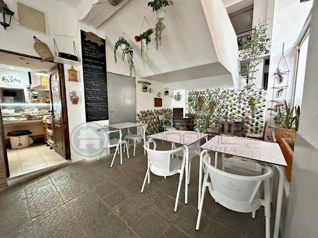 Restaurante e Bar com negócio a funcionar na Praia da Luz 39m² Praia da Luz
