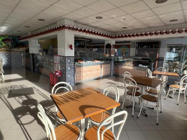 Restaurante e Take away, pronto a funcionar em Setúbal