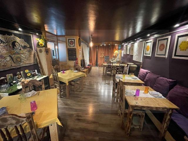 Restaurante en venta en calle De L'alzinaret, Andorra la Vella, de 45 m² 1 habitación por 120.000