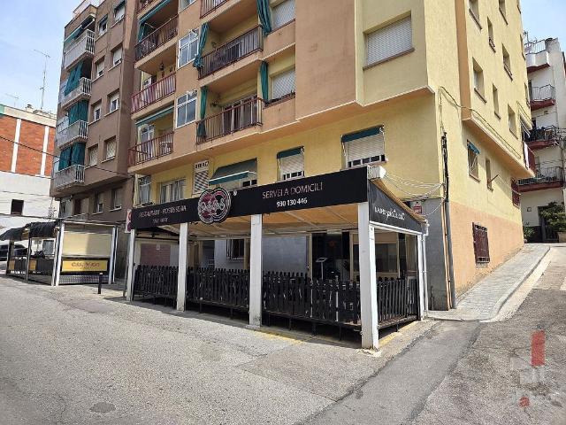 Restaurante en venta en calle Rial de Pau Costa, Arenys de Mar, de 126 m² 11 habitaciones por 330.000