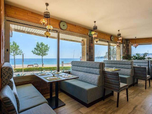 Restaurante en venta en paseo Del Mar, Palamós, de 550 m² por 780.000