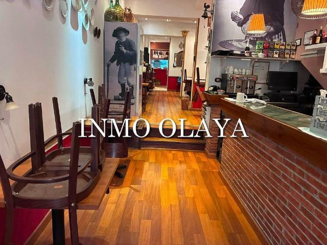 Restaurante en alquiler en Terrassa, de 150 m² 2 habitaciones por 1.992
