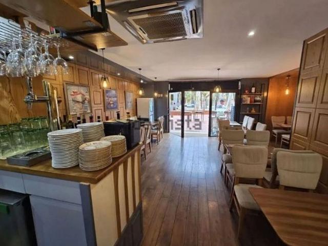 Restaurante en alquiler en Barcelona, de 111 m² 2 habitaciones por 1.150
