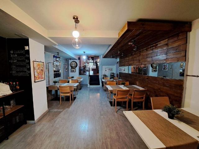 Restaurante en alquiler en Barcelona, de 230 m² 3 habitaciones por 2.839