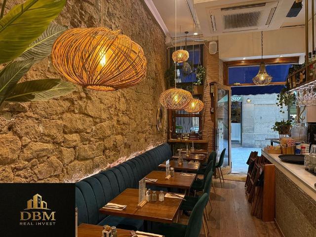 Restaurante en alquiler en Barcelona, de 78 m² 5 habitaciones por 2.000
