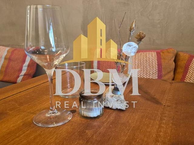 Restaurante en alquiler en Barcelona, de 95 m² 4 habitaciones por 2.080