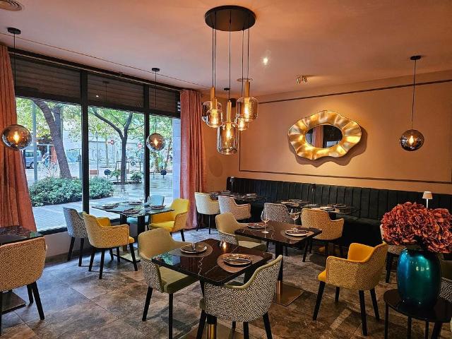 Restaurante en alquiler en calle De Cristóbal de Moura, Barcelona, de 120 m² 1 habitación por 1.650