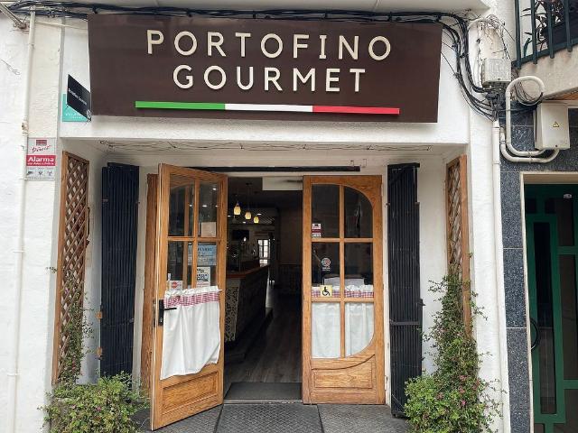 Restaurante en alquiler en calle De Montserrat, Calafell, de 153 m² 1 habitación por 1.500