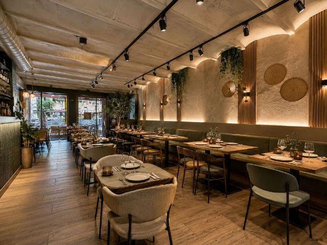 Restaurante en alquiler en calle De Pau Claris, Barcelona, de 115 m² 2 habitaciones por 2.450