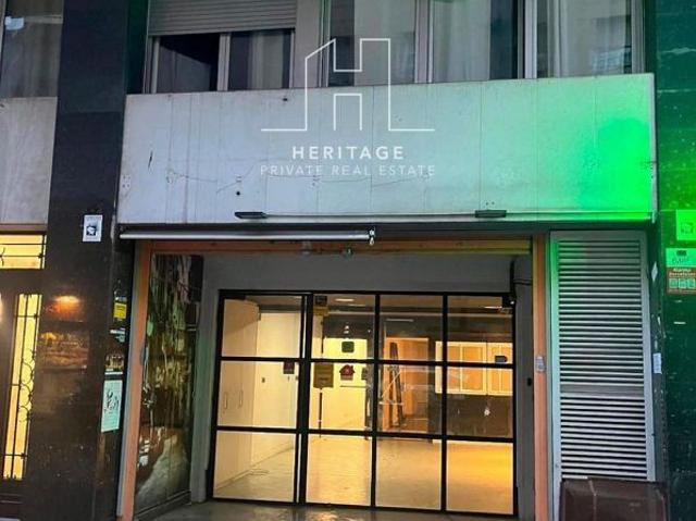 Restaurante en alquiler en calle Dels Madrazo, Barcelona, de 210 m² 1 habitación por 3.000