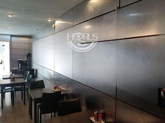 Local comercial en alquiler en pasaje De Lluís Pellicer, Barcelona, de 120 m² 2 habitaciones por 1.200