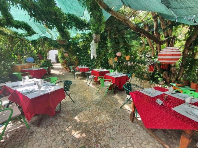Restaurante equipado e mobilado para venda em Tavira, perto. 0m² Tavira Santiago