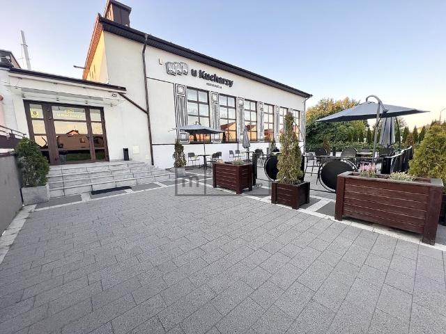 Restauracja z pełnym wyposażeniem, 600 m², wynajem 16 tys zł