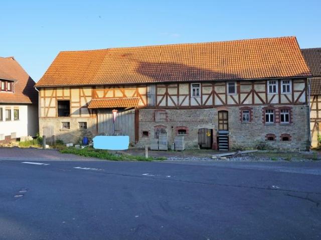 Restbauernhof für Renovier in Knüllwald Oberbeisheim zu verkaufen