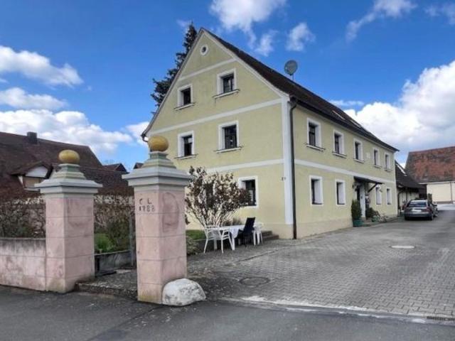 RESTHOF mit Charme trifft auf rentable Kapitalanlage – Bauernhof mit 5 vermieteten Wohneinheiten