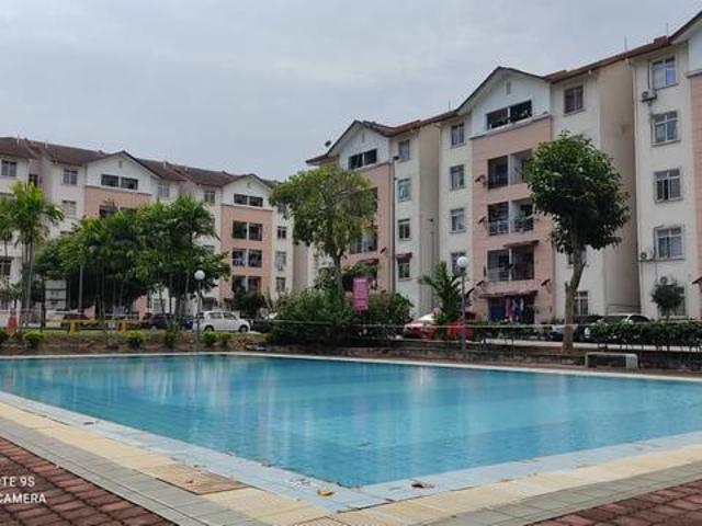 Resak apartment 3rd floor dash highway U10 shah alam