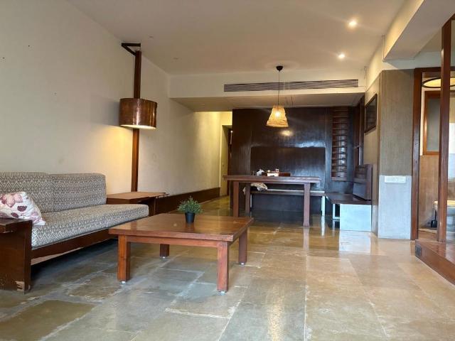 Resale | 3 BHK + 1290 Sq.Ft. Apartment in Marathon Nextzen Era