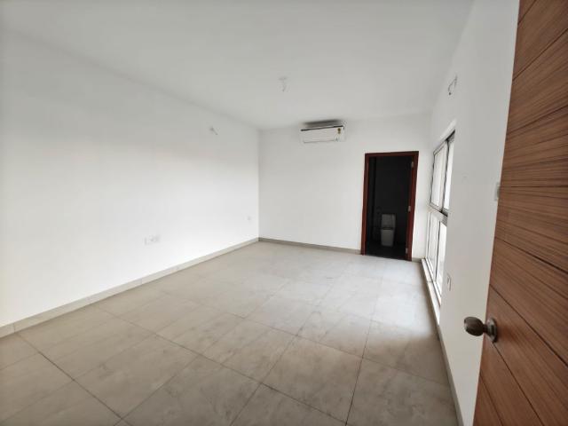 Resale | 3 BHK 1200 Sq.Ft. Penthouse in Marvel Fria