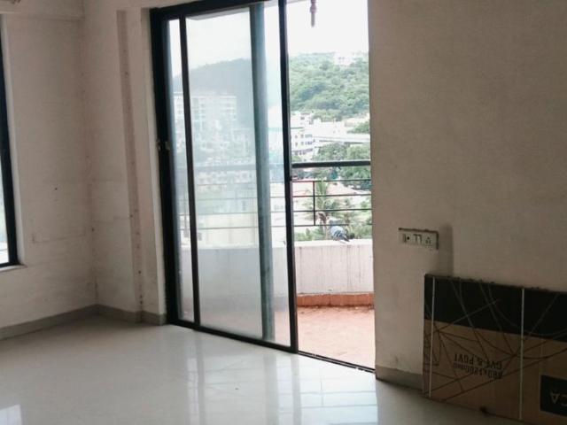 Resale | 3 BHK 1300 Sq.Ft. Apartment in Baner