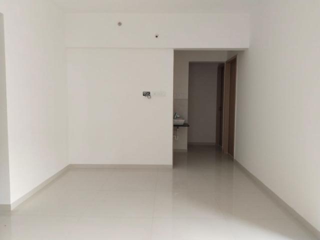 Resale | 3 BHK 1300 Sq.Ft. Apartment in Wakad
