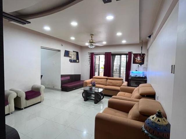 Resale | 3 BHK 1550 Sq.Ft. Apartment in Aundh