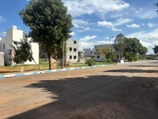 Resale | 3 BHK 1500 Sq.Ft. Villa in Legacy Villa