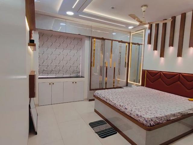 Resale | 3 BHK 1500 Sq.Ft. Apartment in Baner