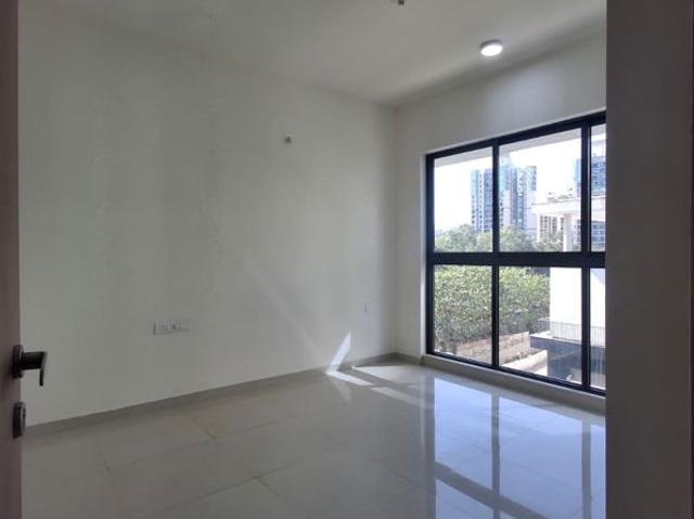 Resale | 3 BHK 1500 Sq.Ft. Apartment in Lodha Woods
