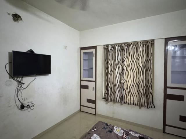 Resale | 3 BHK 1500 Sq.Ft. Apartment in Wakad