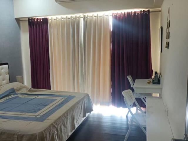 Resale | 3 BHK 1963 Sq.Ft. Apartment in Lodha Belmondo