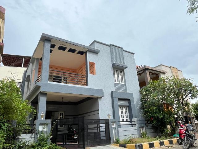 Resale | 3 BHK 2124 Sq.Ft. Villa in SRR Pride