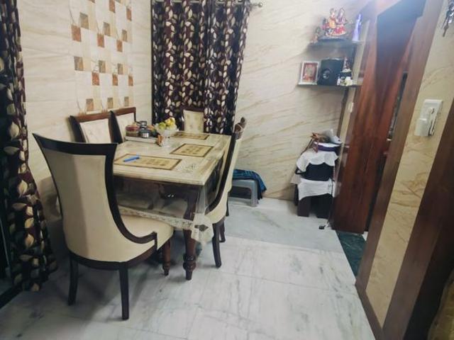 Resale | 3 BHK 800 Sq.Ft. Apartment in Sector 45