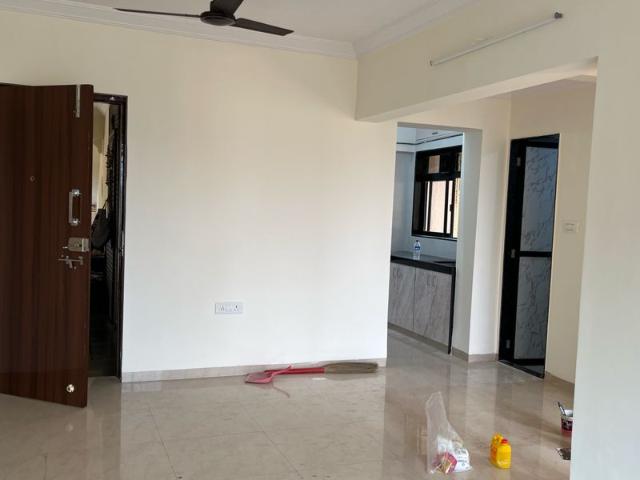 Resale | 3 BHK 900 Sq.Ft. Apartment in Keshav Kunj III