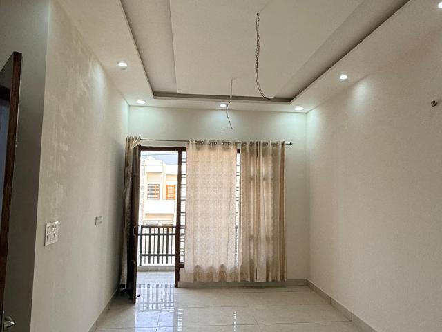 Resale | 3 BHK + Extra Room 900 Sq.Ft. Independent House in Touch Homes
