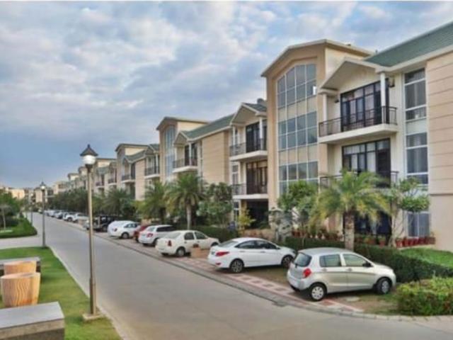 Resale | 3 BHK + Store Room 1640 Sq.Ft. Builder Floor in Omaxe New Chandigarh
