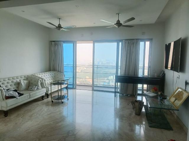 Resale | 3 BHK + Pooja Room 924 Sq.Ft. Apartment in Dosti Greenscape