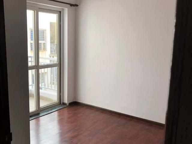 Resale | 3 BHK + Pooja Room 180 Sq.Yd. Apartment in BPTP Park Elite Floors