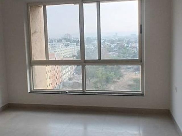 Resale | 1 BHK + Pooja Room 542 Sq.Ft. Apartment in Amanora Metro Tower