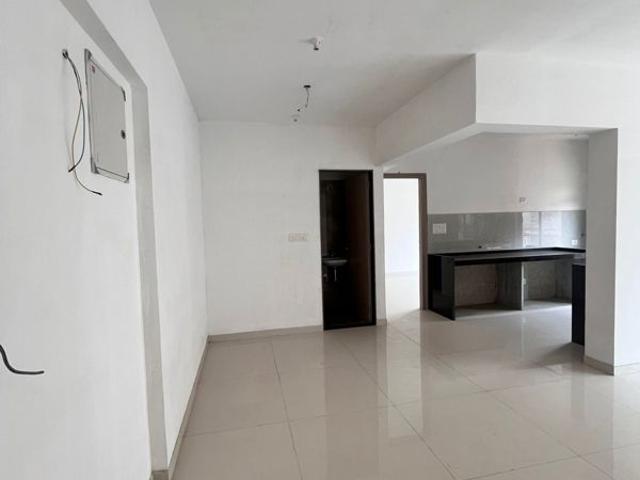 Resale | 1 BHK + Pooja Room 700 Sq.Ft. Apartment in Azad Nagar