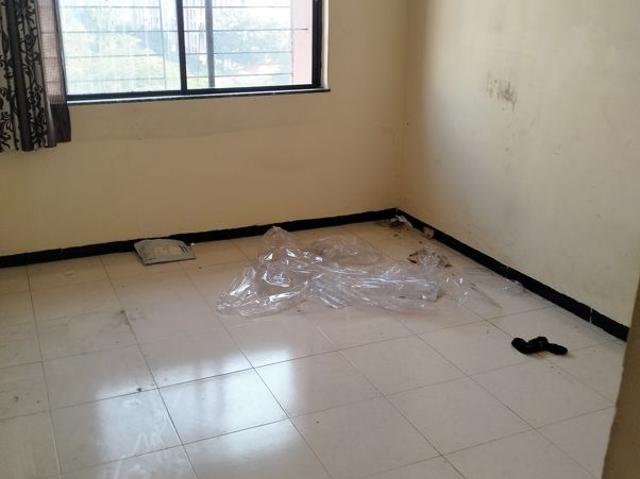Resale | 2 BHK 1050 Sq.Ft. Apartment in Kumar Homes