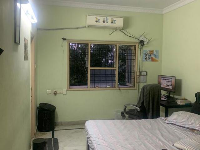 Resale | 2 BHK 1400 Sq.Ft. Apartment in Ashish Apartments
