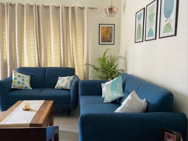 Resale | 2 BHK + Extra Room 977 Sq.Ft. Builder Floor in Sector 76