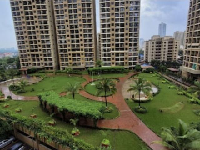 Resale | 2 BHK + Store Room 743 Sq.Ft. Apartment in K Raheja Heights