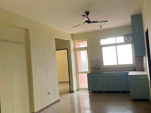 Resale | 2 BHK + Pooja Room 550 Sq.Ft. Apartment in Vashisht Heights